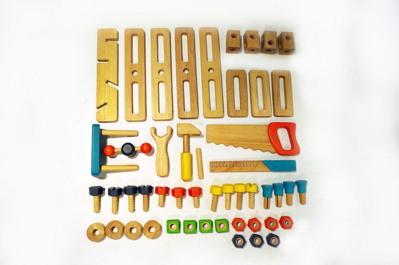 banco taller infantil madera 45-65x55x35 1u